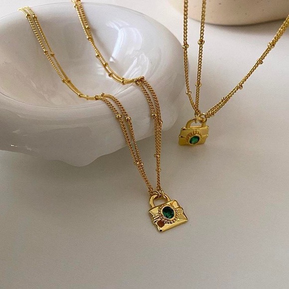 Emerald Necklace, Green emerald necklace, padlock necklace, layer necklaces set - Picture 5 of 7